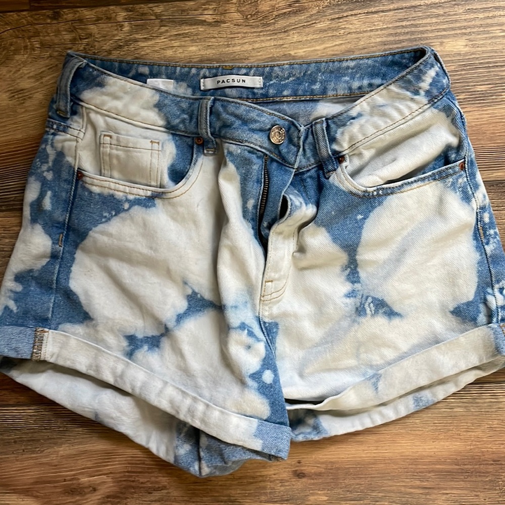 Pacsun tie dye shorts